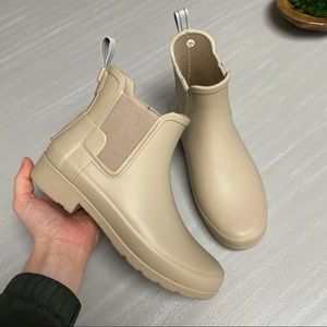 Tan Hunter Rain Boots Sz. 6